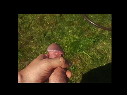 ❤️ Hot hottie gets kanyang pink puki fucked at cums sa isang pumulandit sa isang summer garden ❌ super porn sa amin tl.tube-sexer-com.ru ❌❤