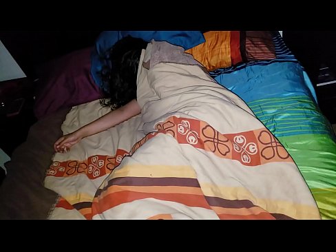 ❤️ Pinupunasan ng stepson ang kanyang batang madrasta habang natutulog ito. ❌ super porn sa amin tl.tube-sexer-com.ru ❌❤